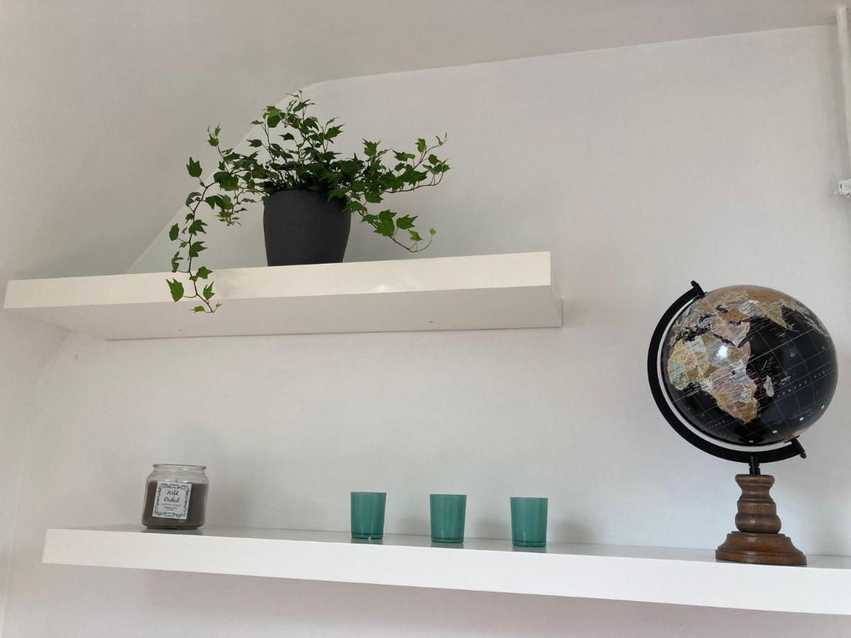 Rustig Appartement In Het Groen Met Terras Kontich Экстерьер фото