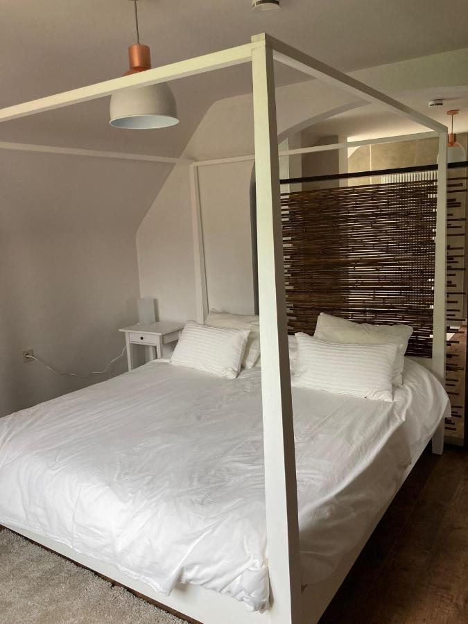 Rustig Appartement In Het Groen Met Terras Kontich Экстерьер фото